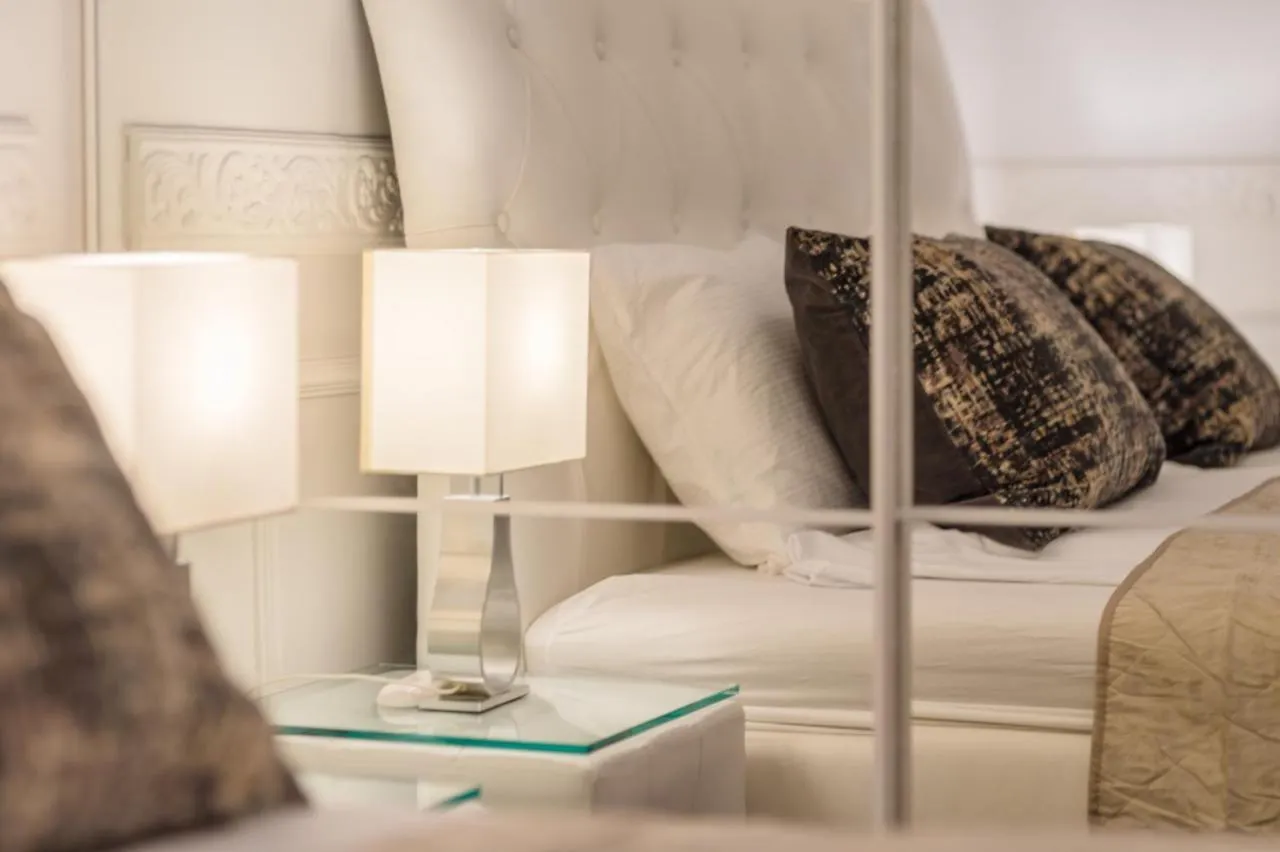 Music Academy Bedroom Suite Cafe Vian Apartman Kft Budapest Hungary