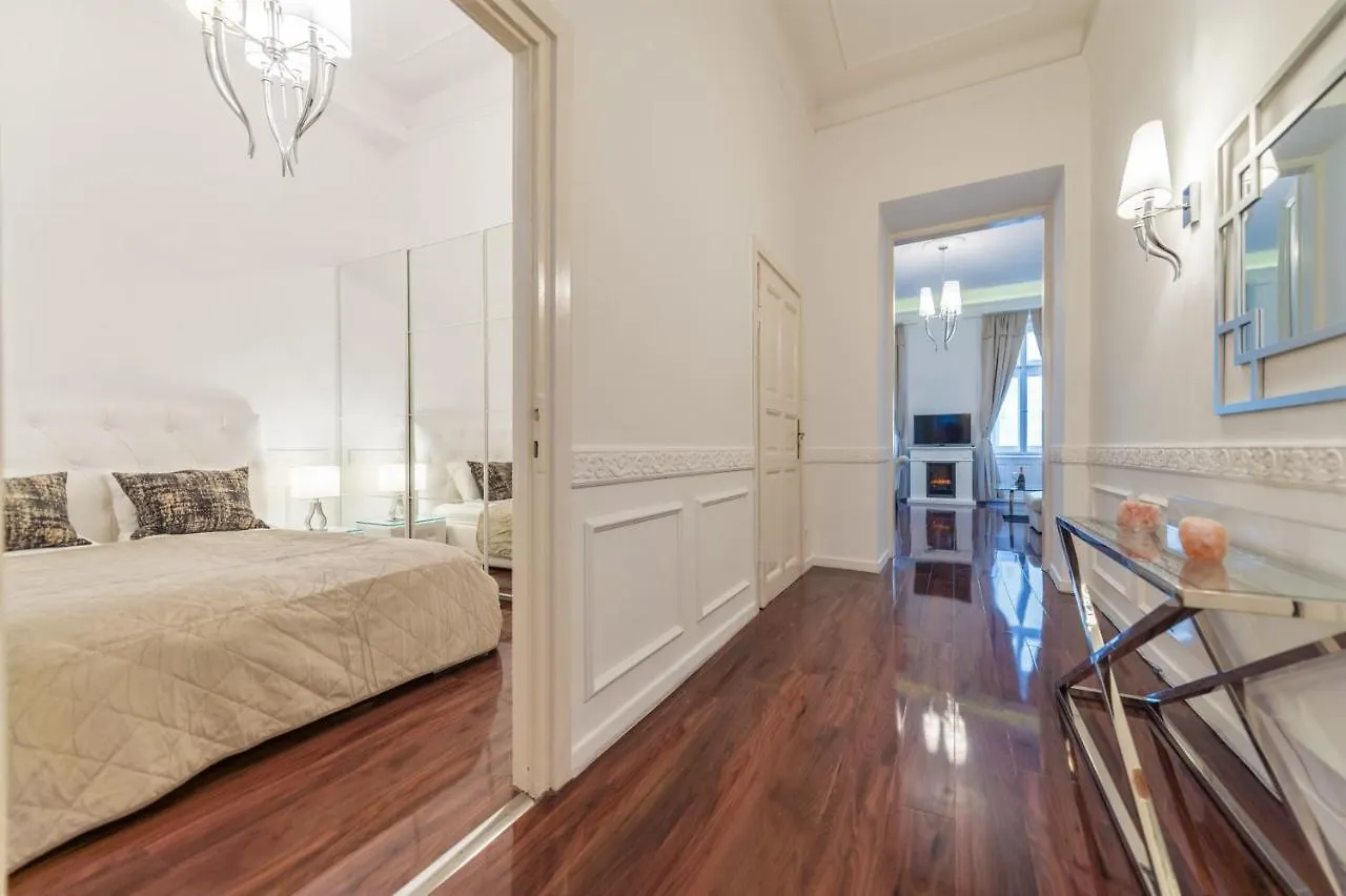 Music Academy Bedroom Suite Cafe Vian Apartman Kft Budapest